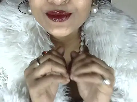 hotee bhabi online show from January 17, 11:01 pm