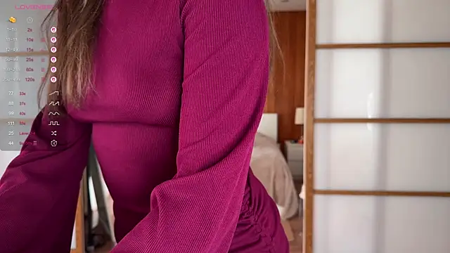 Snapshot of PlumyBun chatting on September 18, 4:22 am PlumyBun online show from September 18, 4:22 am