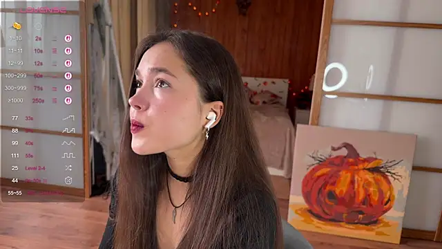 Snapshot of PlumyBun chatting on October 29, 4:17 am PlumyBun online show from October 29, 4:17 am