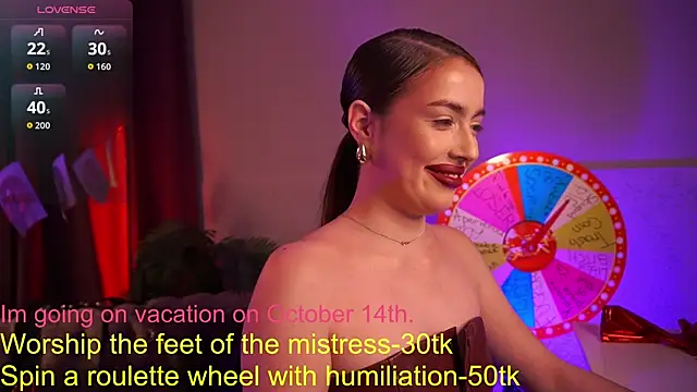 Snapshot of EmiliyaRoude chatting on October 5, 12:54 pm EmiliyaRoude online show from October 5, 12:54 pm