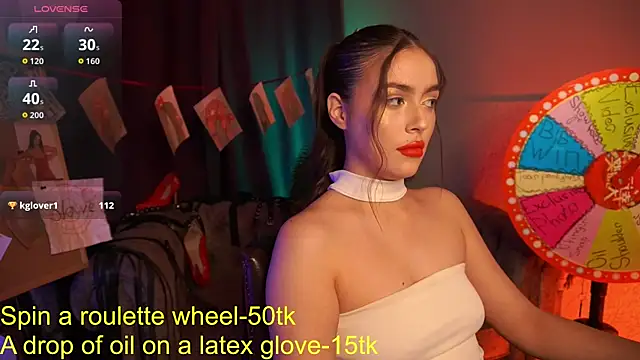 Snapshot of EmiliyaRoude chatting on September 20, 1:31 pm EmiliyaRoude online show from September 20, 1:31 pm