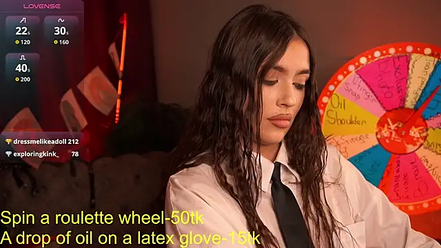 Snapshot of EmiliyaRoude chatting on September 28, 1:05 pm EmiliyaRoude online show from September 28, 1:05 pm