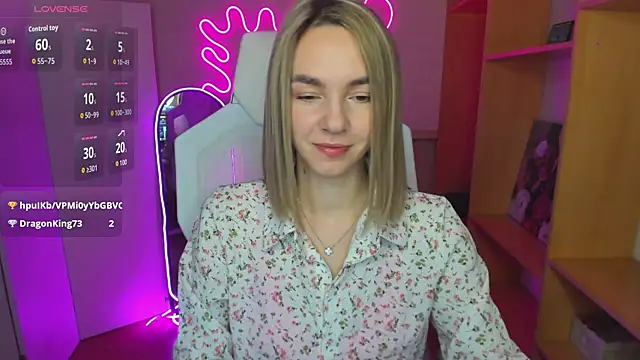 NessaDiazz online show from September 9, 1:16 am