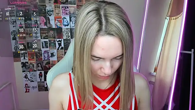 NessaDiazz online show from September 23, 1:04 am