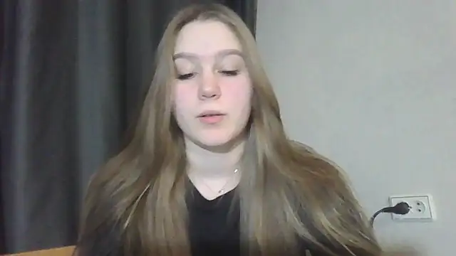 yourhoney Lola  online show from November 28, 4:21 pm