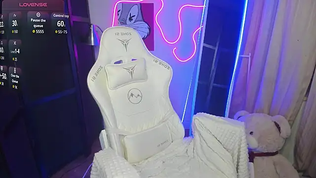 Snapshot of ShalinaMontana chatting on September 23, 4:27 pm ShalinaMontana online show from September 23, 4:27 pm