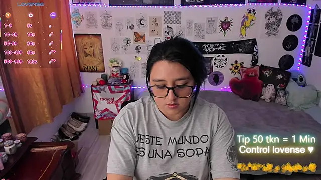 Cherry blush  online show from April 13, 10:43 pm