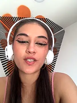 Karol Yessenia online show from September 25, 2:38 pm