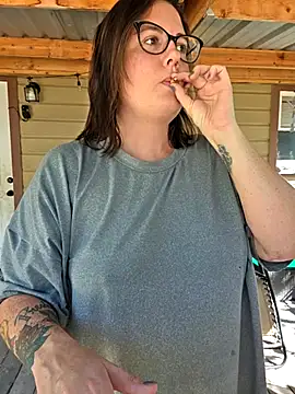 Snapshot of valeriejane chatting on October 13, 8:22 pm valeriejane online show from October 13, 8:22 pm