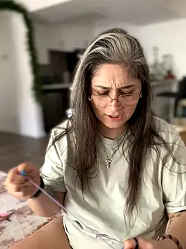 Alix Valentine online show from September 18, 9:46 pm