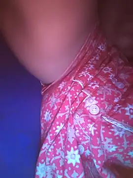 Snapshot of Villageanuty chatting on September 21, 6:17 pm Villageanuty online show from September 21, 6:17 pm