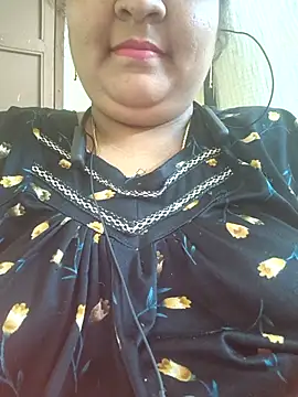 Snapshot of Villageanuty chatting on September 20, 5:11 pm Villageanuty online show from September 20, 5:11 pm