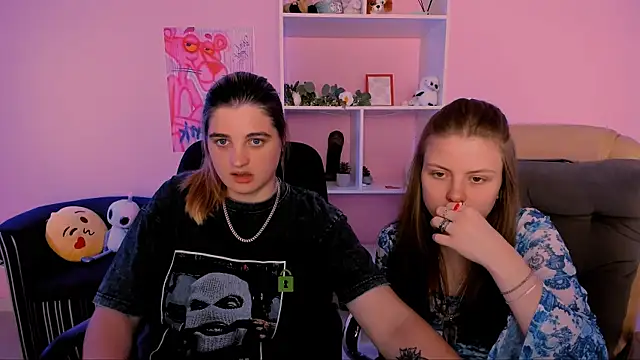 Snapshot of inga_gree chatting on September 19, 7:24 pm inga gree online show from September 19, 7:24 pm