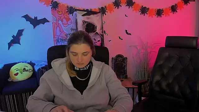 Snapshot of inga_gree chatting on November 1, 7:51 pm inga gree online show from November 1, 7:51 pm