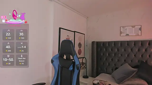 Snapshot of Anya_Belth chatting on October 7, 6:45 pm Anya Belth online show from October 7, 6:45 pm