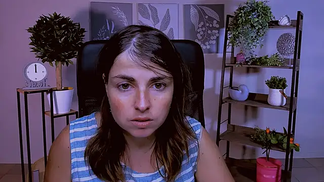 MartaEdams online show from October 17, 6:05 am