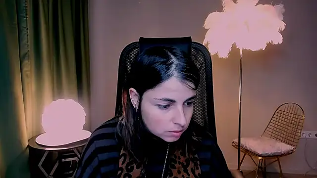 MartaEdams online show from December 5, 8:14 am