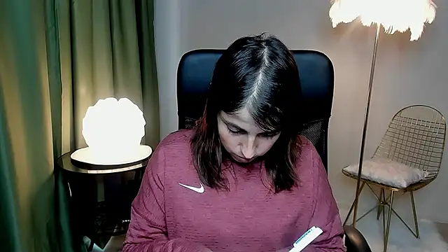 MartaEdams online show from October 13, 6:27 am