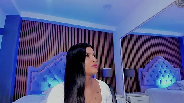 Snapshot of SelenaStonne chatting on September 26, 9:01 pm SelenaStonne online show from September 26, 9:01 pm