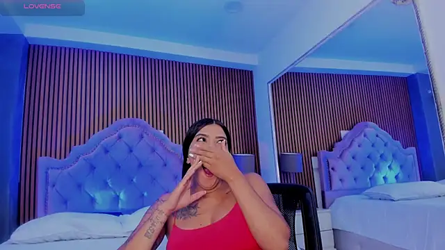 Snapshot of SelenaStonne chatting on October 4, 8:46 pm SelenaStonne online show from October 4, 8:46 pm