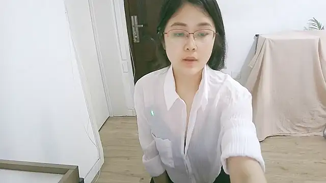 98bunny online show from April 17, 3:30 am