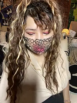 xoxLILxMELOxox online show from October 10, 4:23 pm