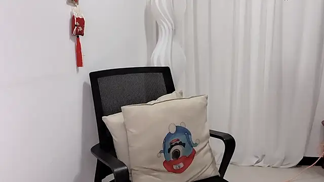 JackieBell online show from October 15, 12:35 am