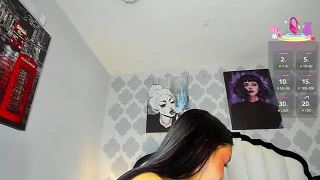 SarahMiler  online show from November 4, 7:52 pm