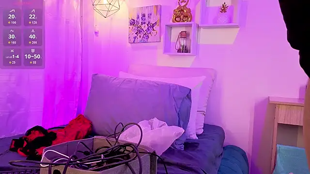 Snapshot of Samaraa_Smith chatting on October 22, 11:04 am Samaraa Smith online show from October 22, 11:04 am