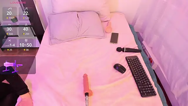 Snapshot of Samaraa_Smith chatting on September 21, 12:37 pm Samaraa Smith online show from September 21, 12:37 pm