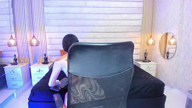 VictoriaaBlair online show from February 28, 7:57 pm