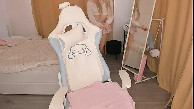 mayyacozyy online show from February 9, 12:07 pm