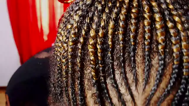 SexyBustyBoobs online show from February 3, 4:43 am