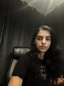 Snapshot of SweetMelodyZ chatting on October 28, 5:19 pm SweetMelodyZ online show from October 28, 5:19 pm