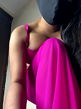 Cute-Sakhi online show from September 12, 7:10 pm