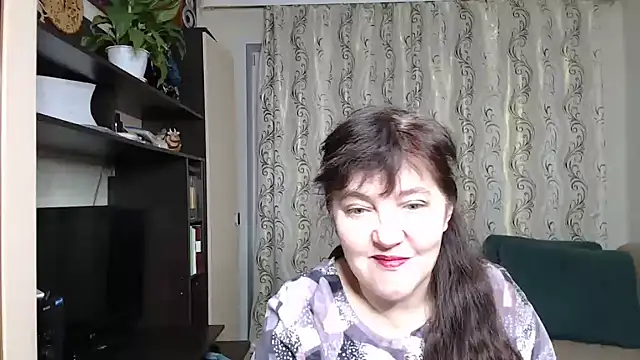 Illusionq online show from November 14, 5:07 am