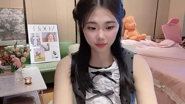 Snapshot of suki-1 chatting on October 9, 8:40 am suki-1 online show from October 9, 8:40 am