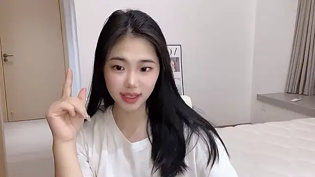 Snapshot of suki-1 chatting on October 17, 4:10 pm suki-1 online show from October 17, 4:10 pm