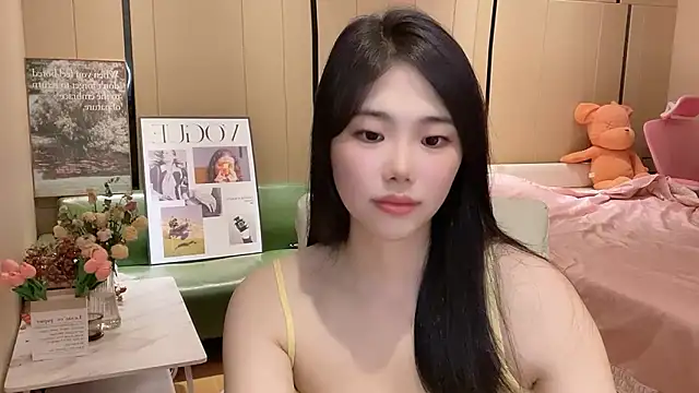 Snapshot of suki-1 chatting on October 14, 3:47 pm suki-1 online show from October 14, 3:47 pm