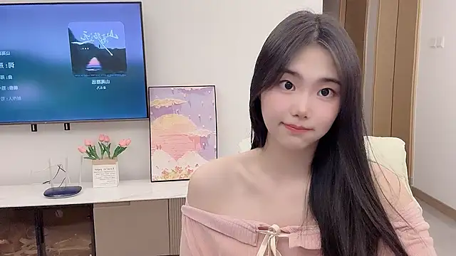 Snapshot of suki-1 chatting on October 21, 1:04 pm suki-1 online show from October 21, 1:04 pm