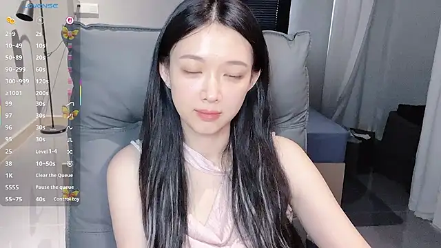 Snapshot of NiNi-baby520 chatting on October 9, 7:45 am NiNi-baby520 online show from October 9, 7:45 am