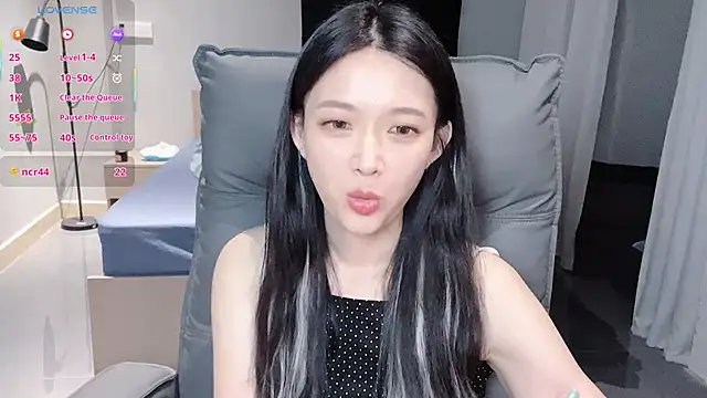 Snapshot of NiNi-baby520 chatting on October 22, 4:12 pm NiNi-baby520 online show from October 22, 4:12 pm