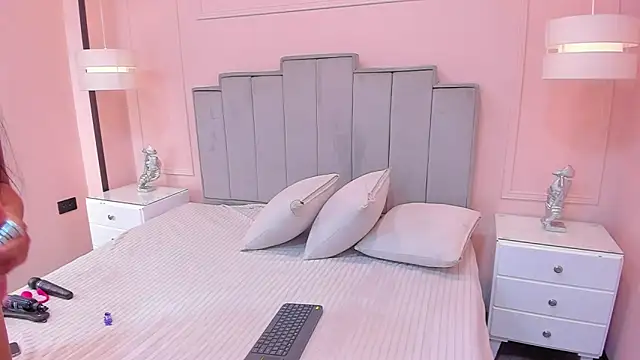 Snapshot of gabriela_lux chatting on October 16, 1:14 pm gabriela lux online show from October 16, 1:14 pm