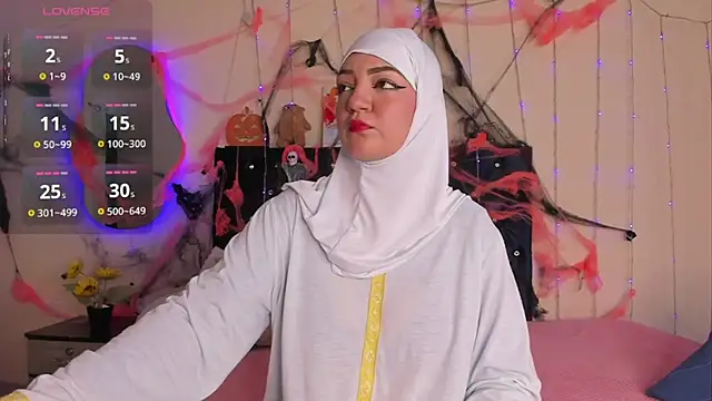 Snapshot of Dana-Alabi chatting on October 22, 12:43 pm Dana-Alabi online show from October 22, 12:43 pm