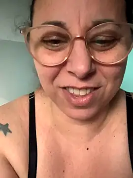 LupeLok online show from October 23, 8:15 pm