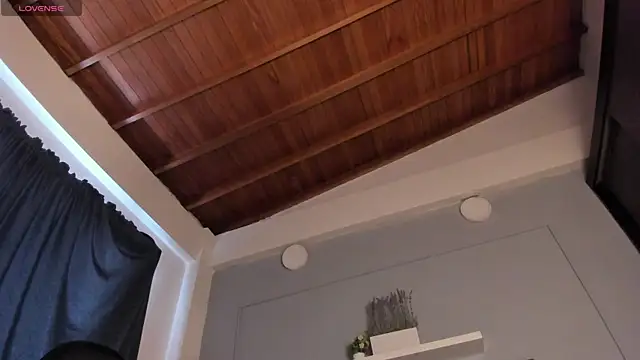 Snapshot of sweet_sea chatting on October 26, 2:12 pm sweet sea online show from October 26, 2:12 pm