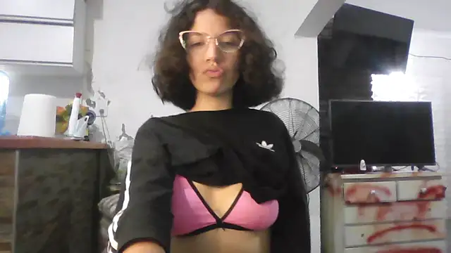 loliporomero online show from November 5, 1:55 am