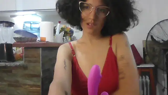 Snapshot of loliporomero chatting on October 18, 2:58 am loliporomero online show from October 18, 2:58 am