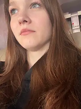 Snapshot of MichelleRoux chatting on September 19, 10:25 am MichelleRoux online show from September 19, 10:25 am