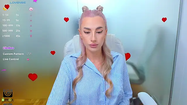 Snapshot of aileen_williams chatting on September 18, 7:51 am aileen williams online show from September 18, 7:51 am